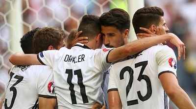 Германия разгромила Словакию и вышла в четвертьфинал Евро-2016